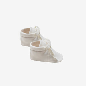 Baby Booties Ivory | Quincy Mae