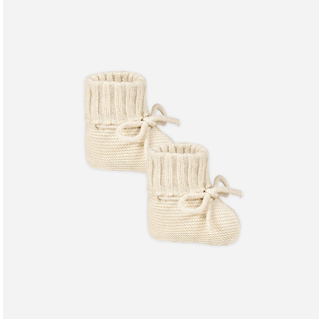 Knit Booties Heathered Natural | Quincy Mae