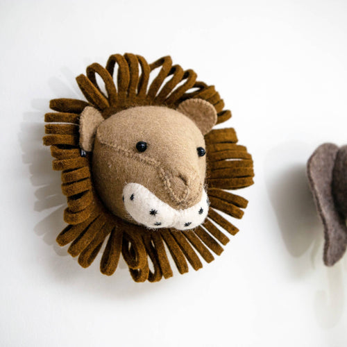 Mini Lion Head | Fiona Walker England